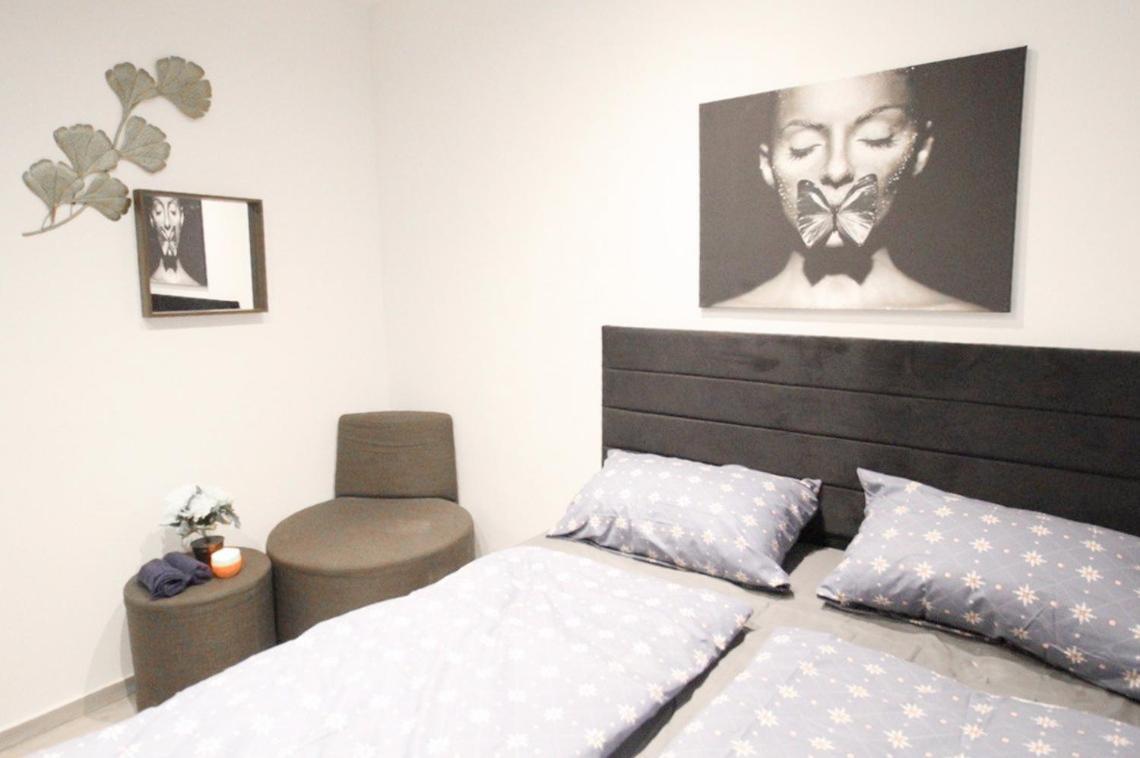 וינה Comfortable Rooms In Akh Area מראה חיצוני תמונה