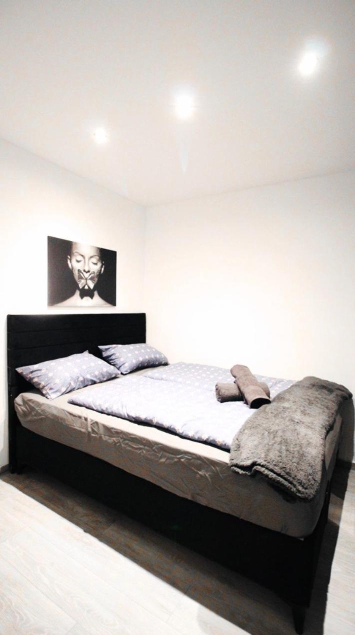 וינה Comfortable Rooms In Akh Area מראה חיצוני תמונה