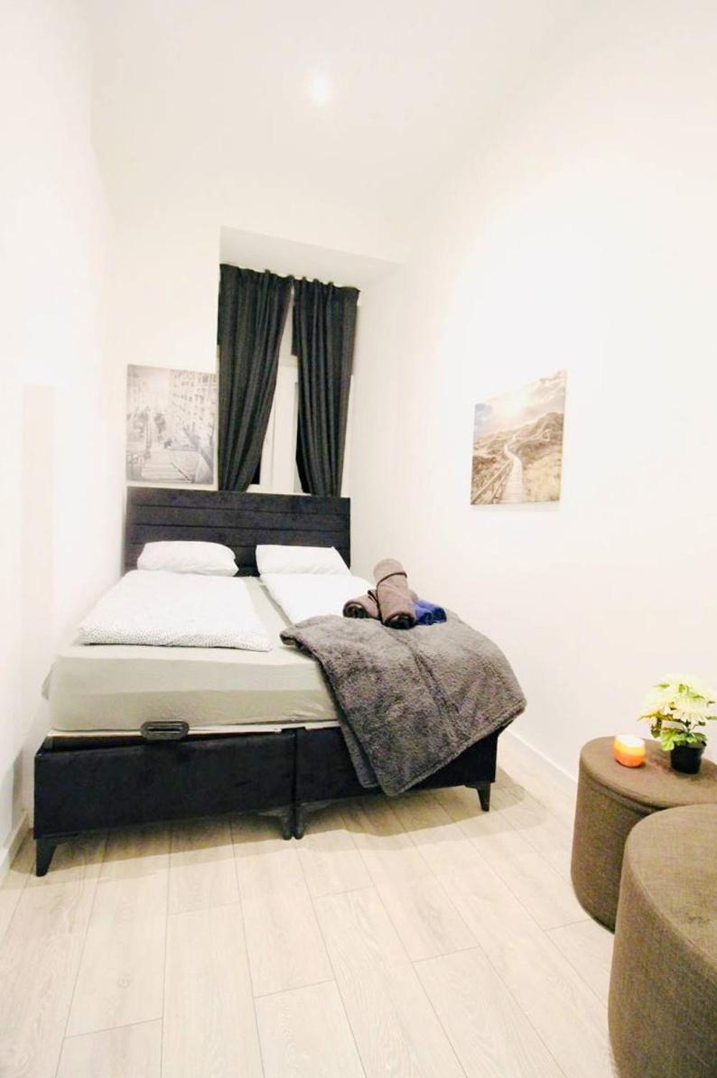 וינה Comfortable Rooms In Akh Area מראה חיצוני תמונה