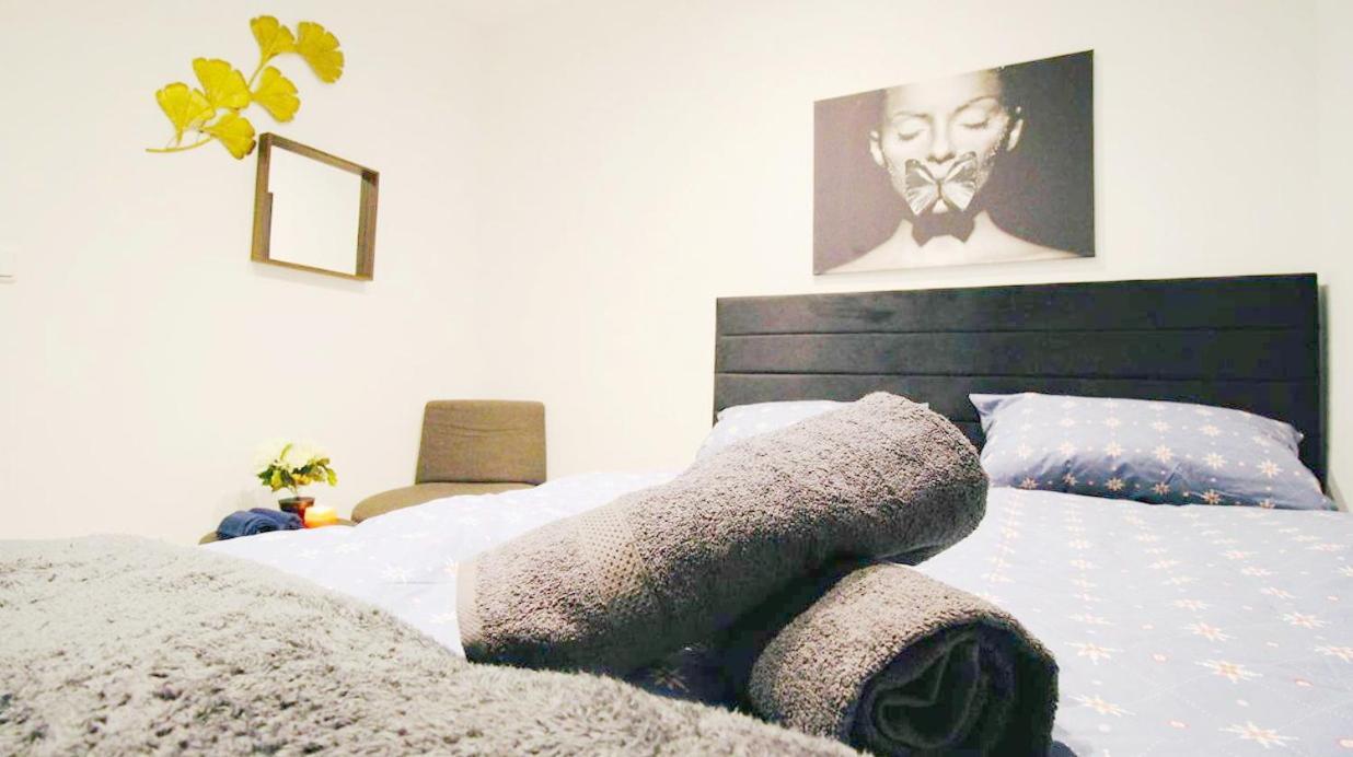 וינה Comfortable Rooms In Akh Area מראה חיצוני תמונה