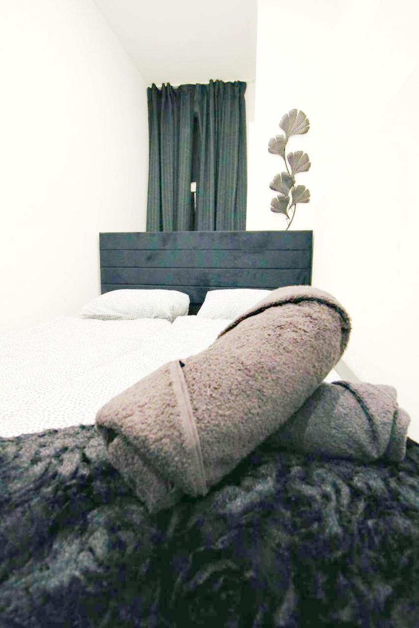וינה Comfortable Rooms In Akh Area מראה חיצוני תמונה