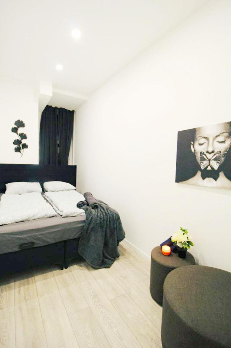 וינה Comfortable Rooms In Akh Area מראה חיצוני תמונה