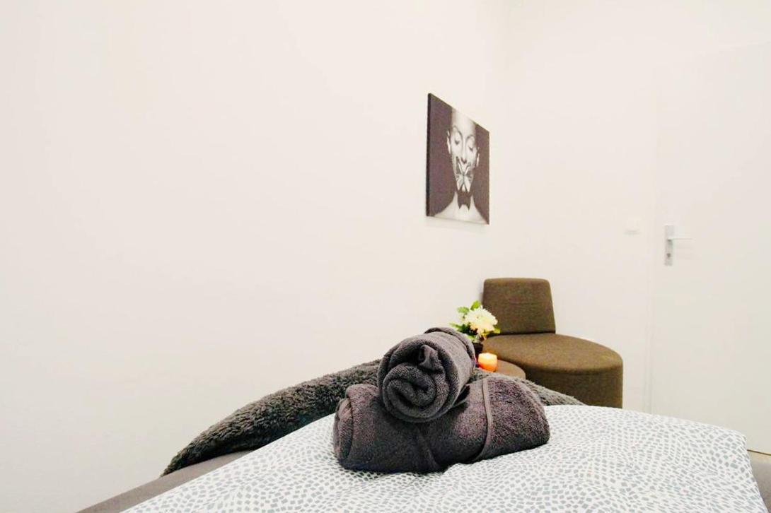 וינה Comfortable Rooms In Akh Area מראה חיצוני תמונה