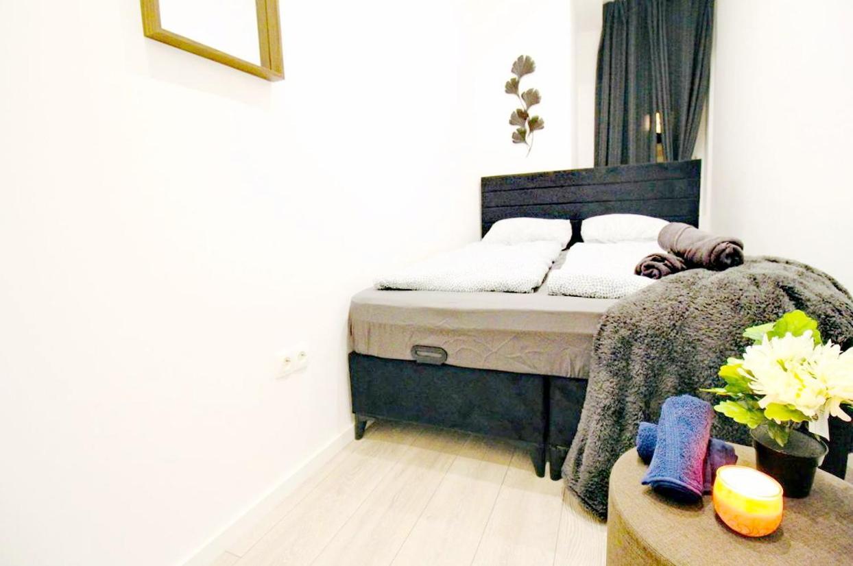 וינה Comfortable Rooms In Akh Area מראה חיצוני תמונה